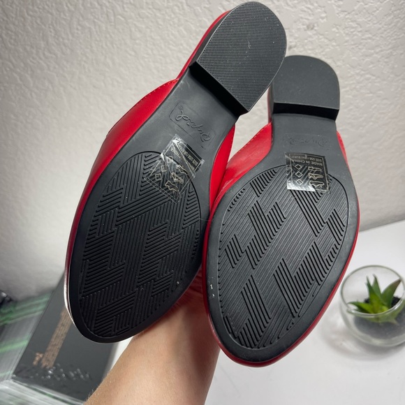 Qupid Th DJ loafer red mules - Picture 7 of 7